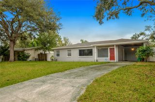 10235 N FLEETWOOD DRIVE, Tampa, FL 33612