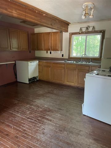 10897 N Mac Road, Irons, MI 49644