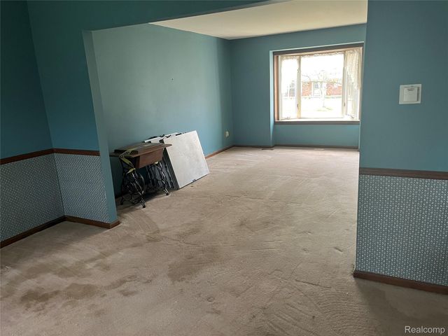 2626 Gemini Drive, Orion Charter Township, MI 48360