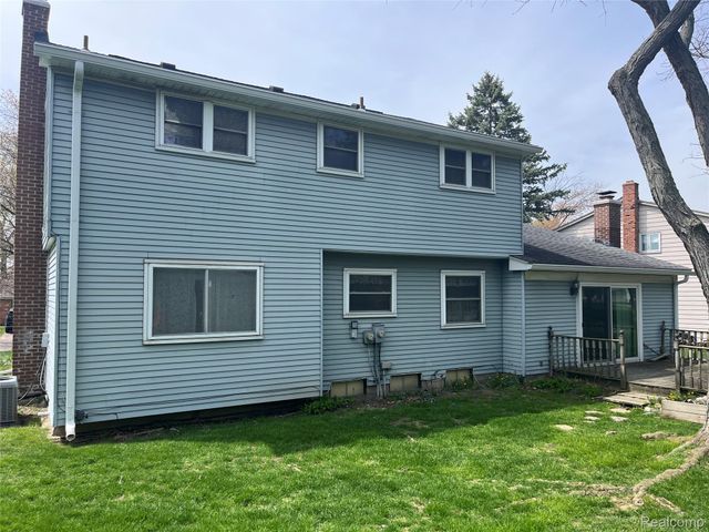 2626 Gemini Drive, Orion Charter Township, MI 48360