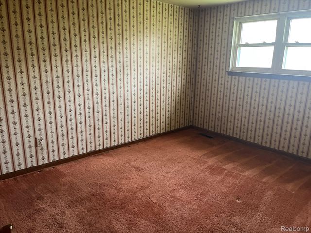 2626 Gemini Drive, Orion Charter Township, MI 48360