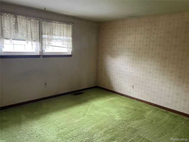 2626 Gemini Drive, Orion Charter Township, MI 48360