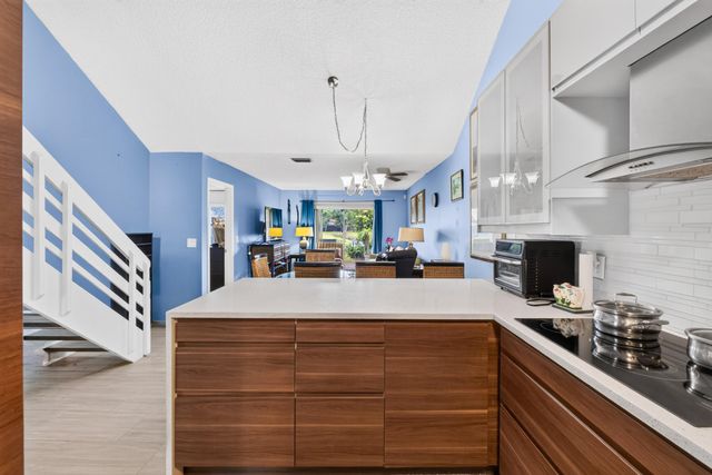 6967 SW 40TH Street 5-R, Miramar, FL 33023
