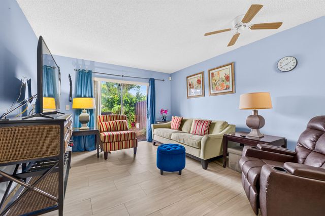6967 SW 40TH Street 5-R, Miramar, FL 33023