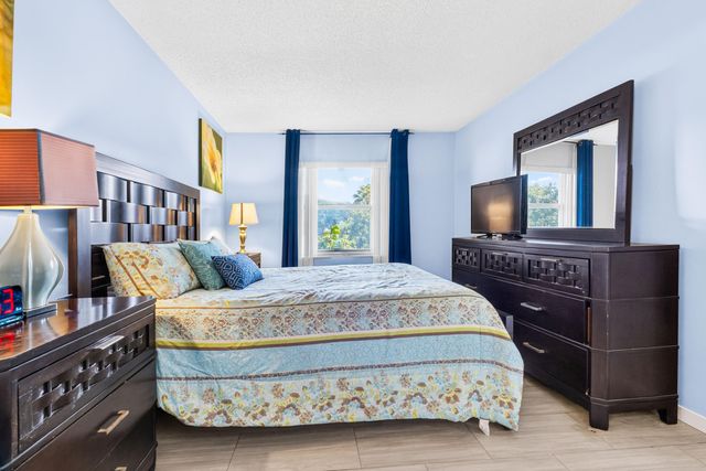 6967 SW 40TH Street 5-R, Miramar, FL 33023