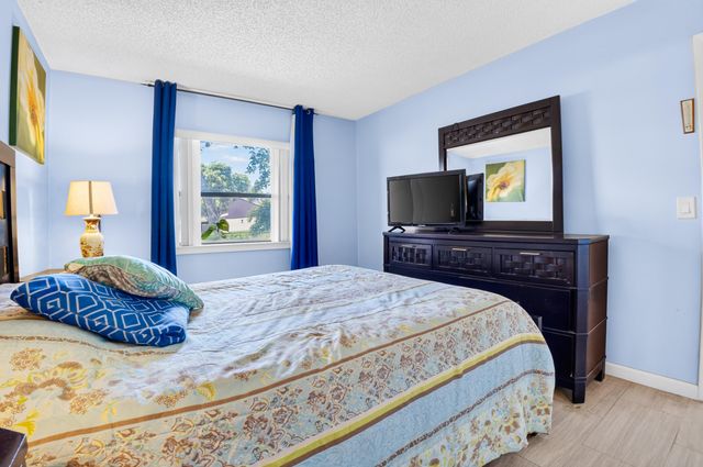 6967 SW 40TH Street 5-R, Miramar, FL 33023