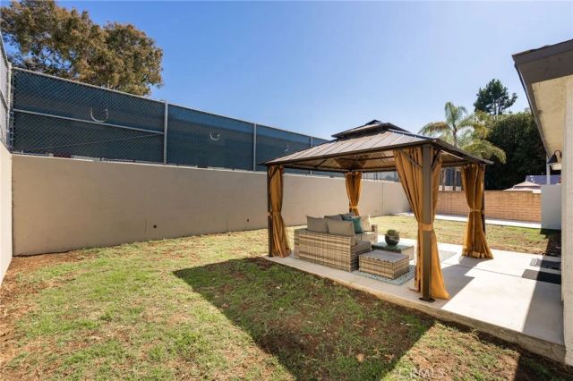 2134 W 237th Street, Torrance, CA 90501