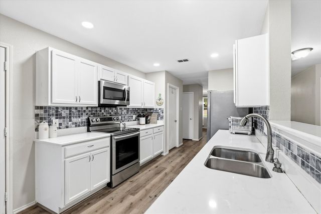 2809 Meadow Bluff Drive, Wylie, TX 75098