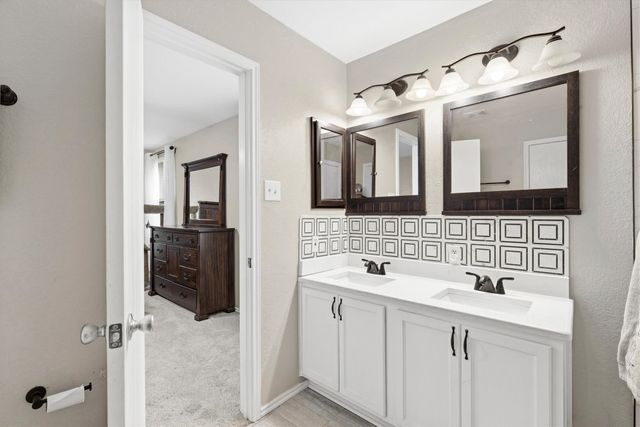 2809 Meadow Bluff Drive, Wylie, TX 75098