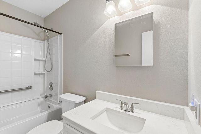 2809 Meadow Bluff Drive, Wylie, TX 75098