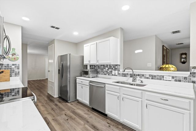 2809 Meadow Bluff Drive, Wylie, TX 75098