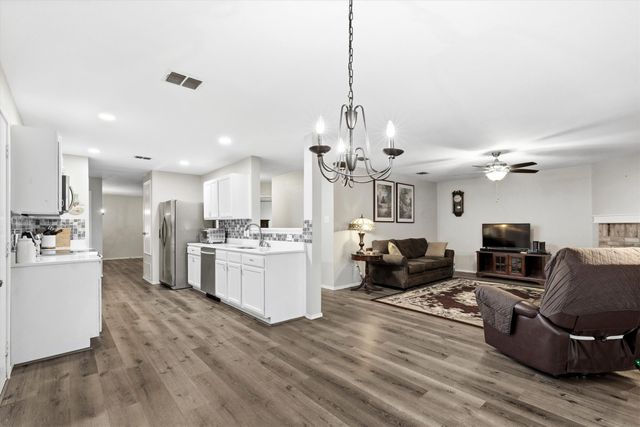 2809 Meadow Bluff Drive, Wylie, TX 75098