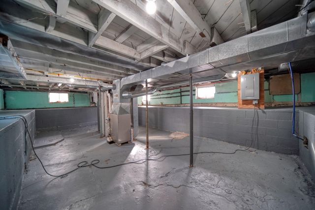 509 E Bird Street, Jackson, MI 49203