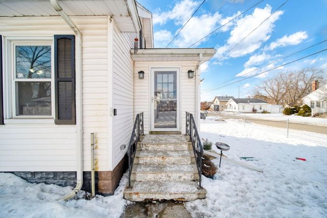 509 E Bird Street, Jackson, MI 49203