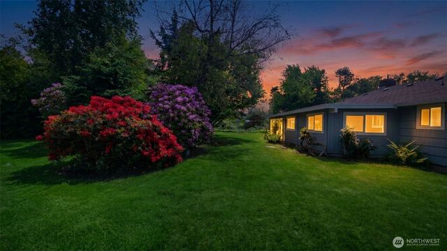 11801 28th Avenue E, Tacoma, WA 98445