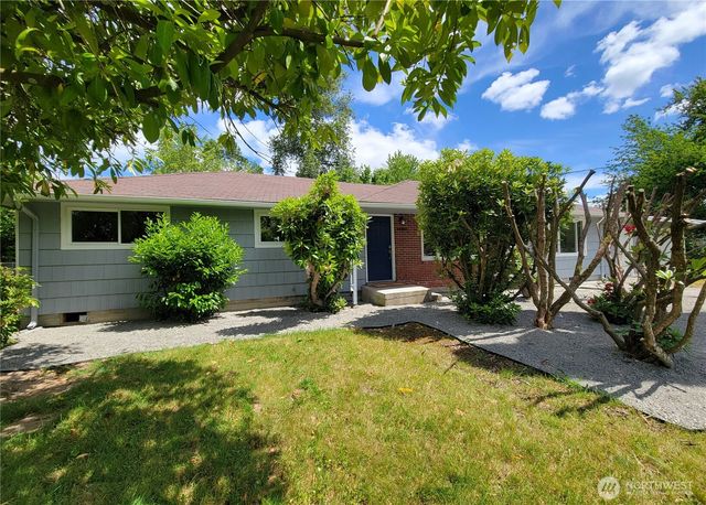 11801 28th Avenue E, Tacoma, WA 98445