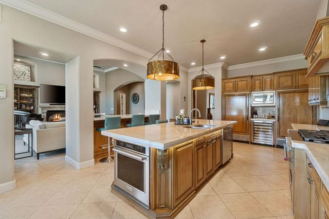 21788 Brighton Crest Drive, Friant, CA 93626