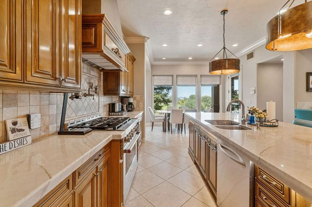 21788 Brighton Crest Drive, Friant, CA 93626