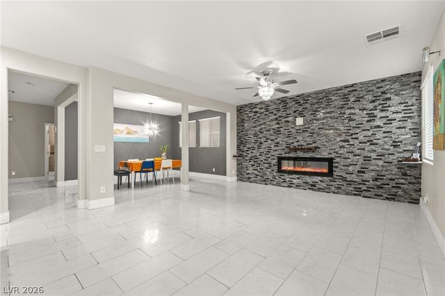 165 Honors Course Drive, Las Vegas, NV 89148