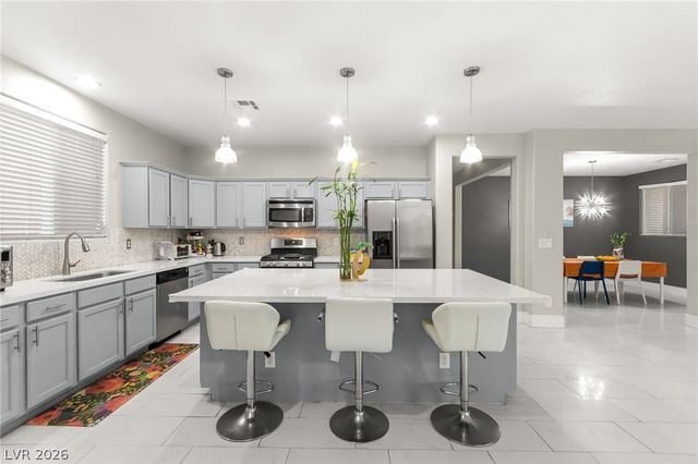 165 Honors Course Drive, Las Vegas, NV 89148