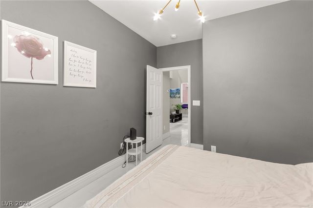 165 Honors Course Drive, Las Vegas, NV 89148