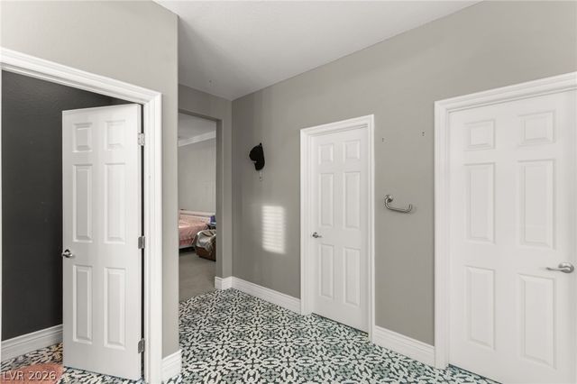 165 Honors Course Drive, Las Vegas, NV 89148