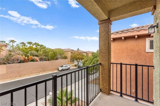 165 Honors Course Drive, Las Vegas, NV 89148