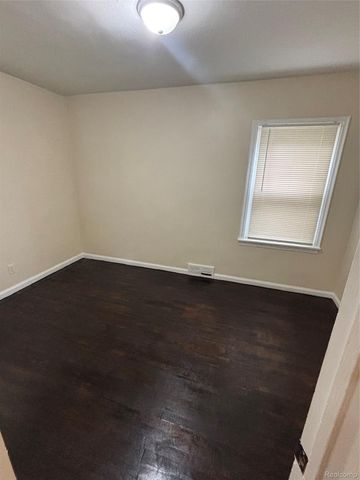 15909 Lauder Street, Detroit, MI 48227