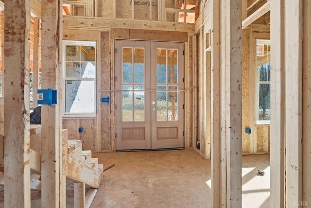 8 Wingfield Drive, Goode, VA 24556