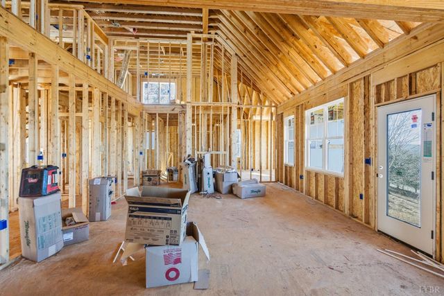 8 Wingfield Drive, Goode, VA 24556