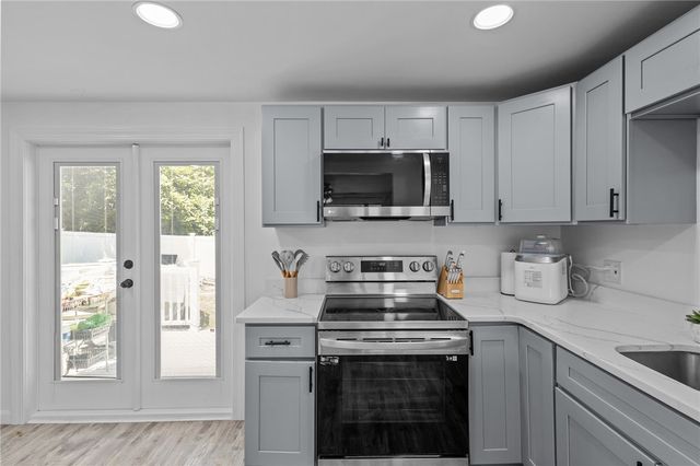 11 Sidney Street, West Warwick, RI 02893