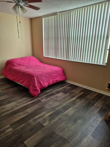 7321 NW 18th Street 105, Margate, FL 33063