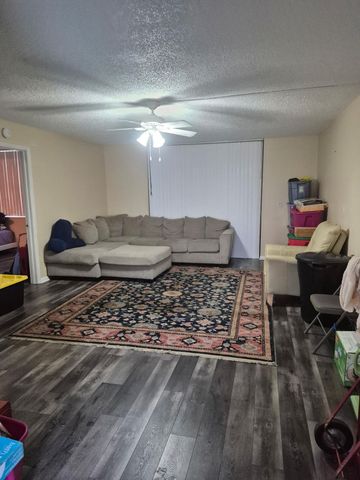 7321 NW 18th Street 105, Margate, FL 33063