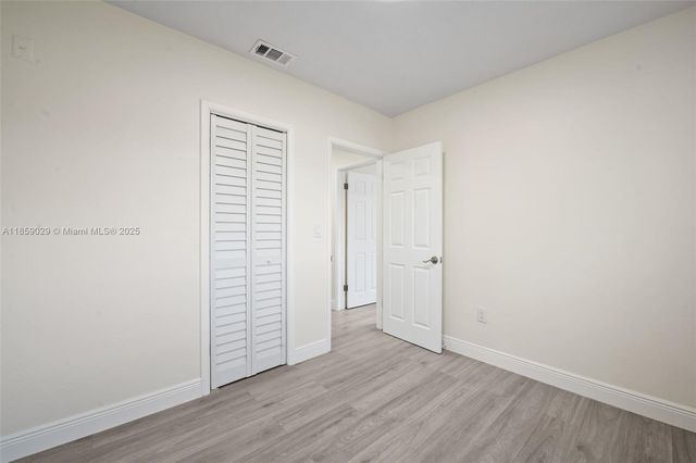 6221 NW 37th Ter, Virginia Gardens, FL 33166