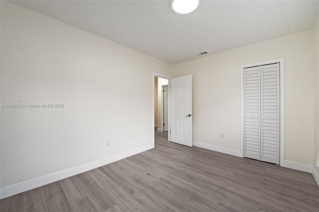6221 NW 37th Ter, Virginia Gardens, FL 33166