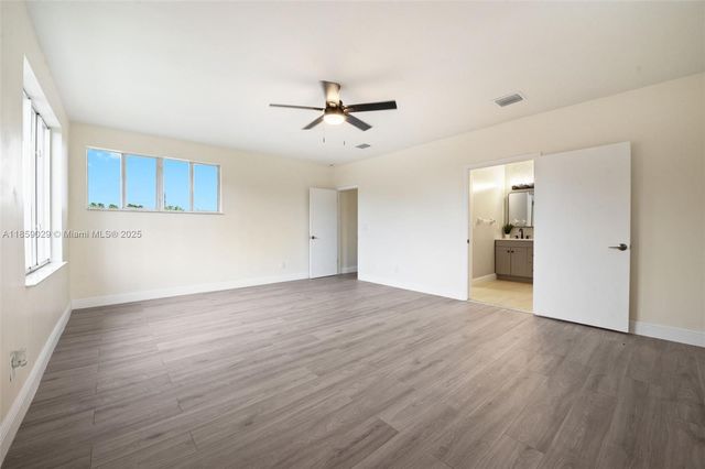 6221 NW 37th Ter, Virginia Gardens, FL 33166