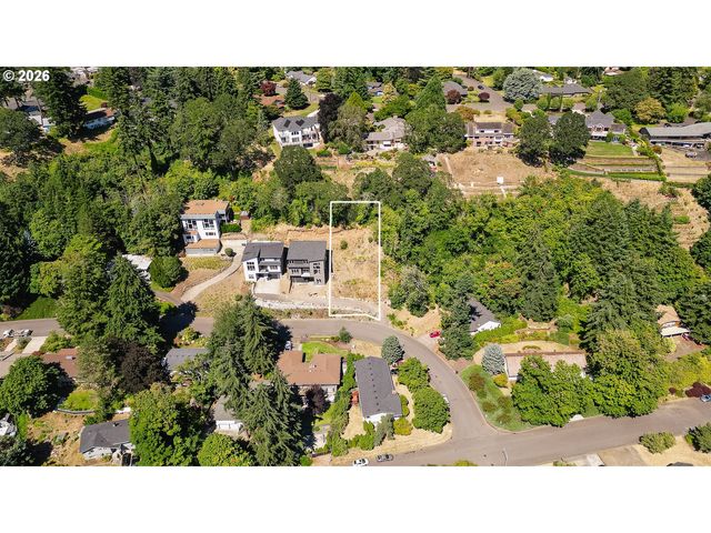 3828 EDGEWOOD Dr, Vancouver, WA 98661