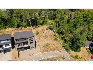 3828 EDGEWOOD Dr, Vancouver, WA 98661