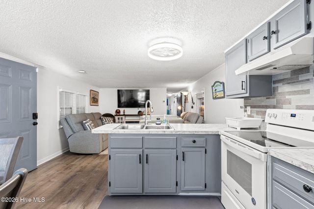 182 Lake Drive SW, Supply, NC 28462