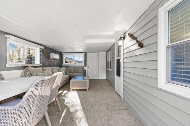 182 Lake Drive SW, Supply, NC 28462