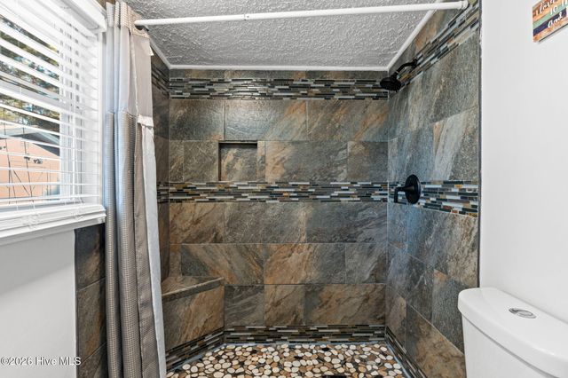 182 Lake Drive SW, Supply, NC 28462