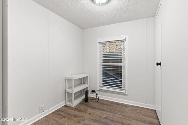 182 Lake Drive SW, Supply, NC 28462