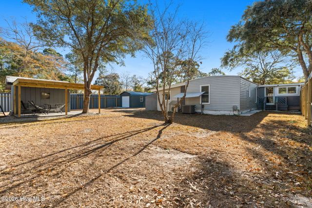 182 Lake Drive SW, Supply, NC 28462