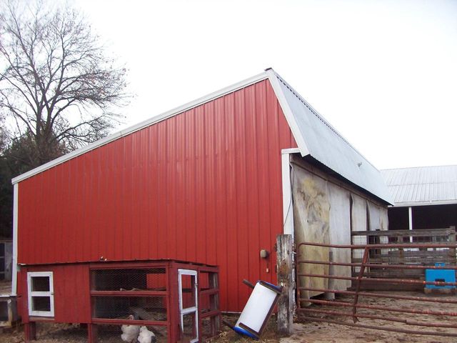 N6702 12th Road, Montello, WI 53949