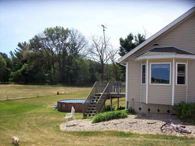 N6702 12th Road, Montello, WI 53949