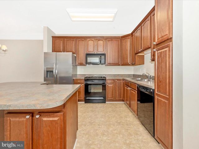 120 BURGESS HILL WAY #207, Frederick, MD 21702