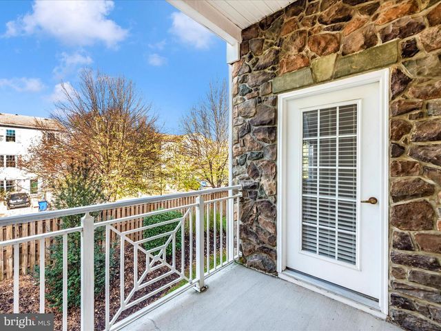 120 BURGESS HILL WAY #207, Frederick, MD 21702