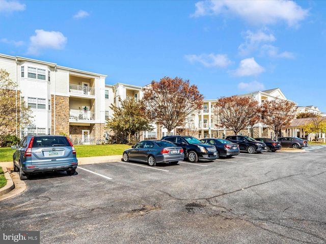 120 BURGESS HILL WAY #207, Frederick, MD 21702