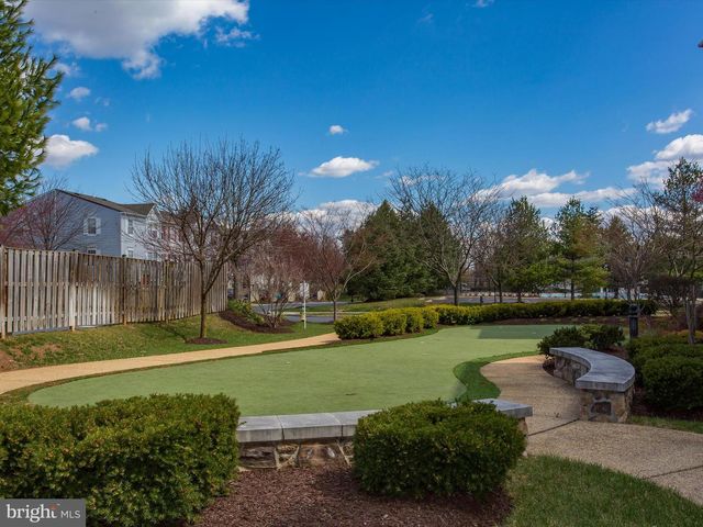 120 BURGESS HILL WAY #207, Frederick, MD 21702