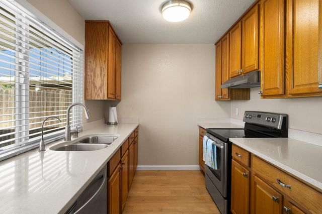 3558 Scorpio Dr, Sacramento, CA 95827